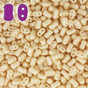 CZ2-BBO-03000-14413 Orange Luster on Chalk