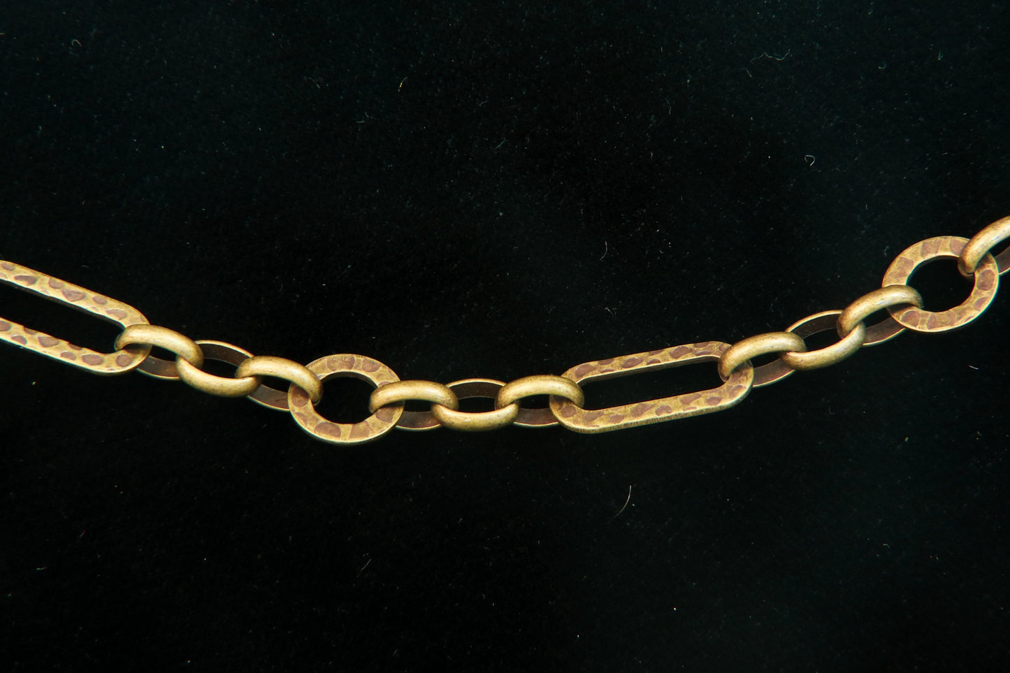 CH-CC-CH-813AB Alt Hammered Oval Links/3 Plain Ovals