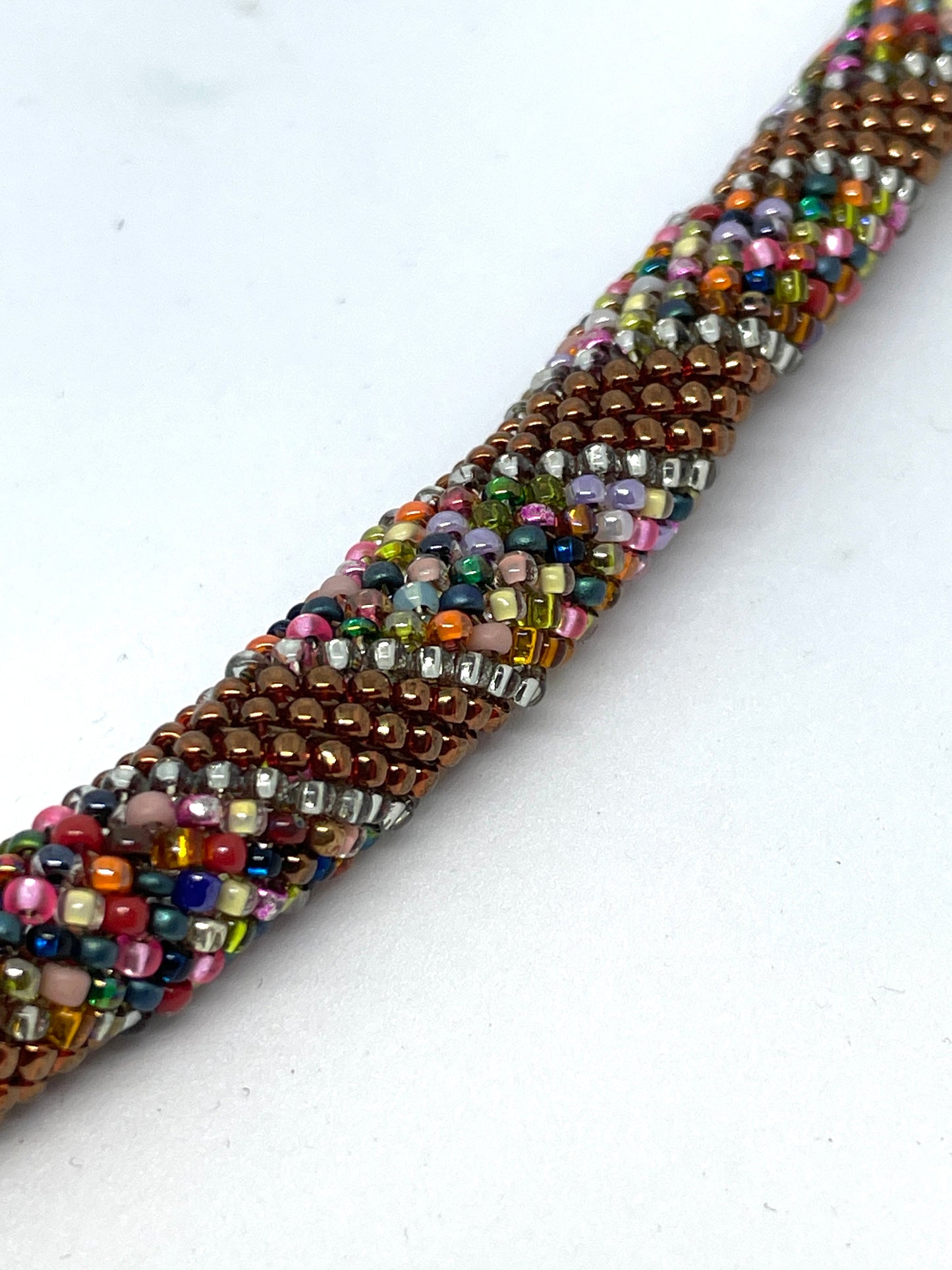 09-13-23 Peyote With a Twist This is a peyote technique class. Christy 11-1pm