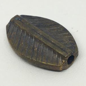 CA-MM-X4870-AG Lined Leaf Antique Brass
