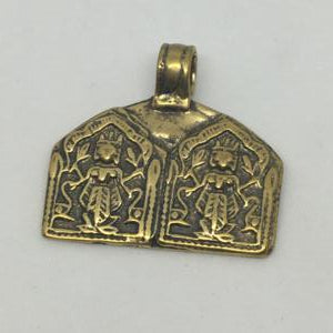 N196-B  Bronze India 27x28.5 mm