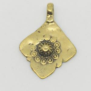 P13-B  Bronze Pakistan 29.2x21.1 mm