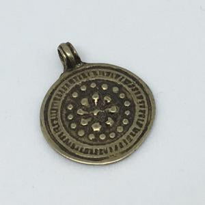 P9-W  White Bronze Pakistan 20.8x16.9 mm