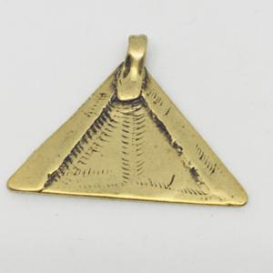 TR3-B  Bronze Afghanistan 22.8x29.5 mm