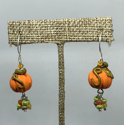 09-27-26 Polymer Pumpkin Earrings Enjoy creating a polymer pumpkin and making your own earwires. Class includes supplies. Donna 10:30-12:30pm