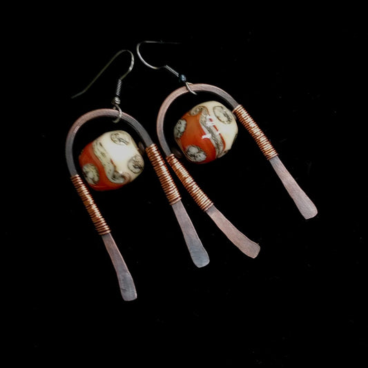 08-24-25 Hammered Arch Top Earrings Hammer away to make these cute arch top earrings. Barbara 1:00-3:30pm