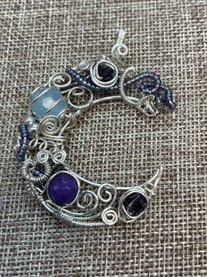 05-19-24 Large Crescent Moon Pendant This is the larger craft wire moon pendant.  Kit. Donna  11-2pm