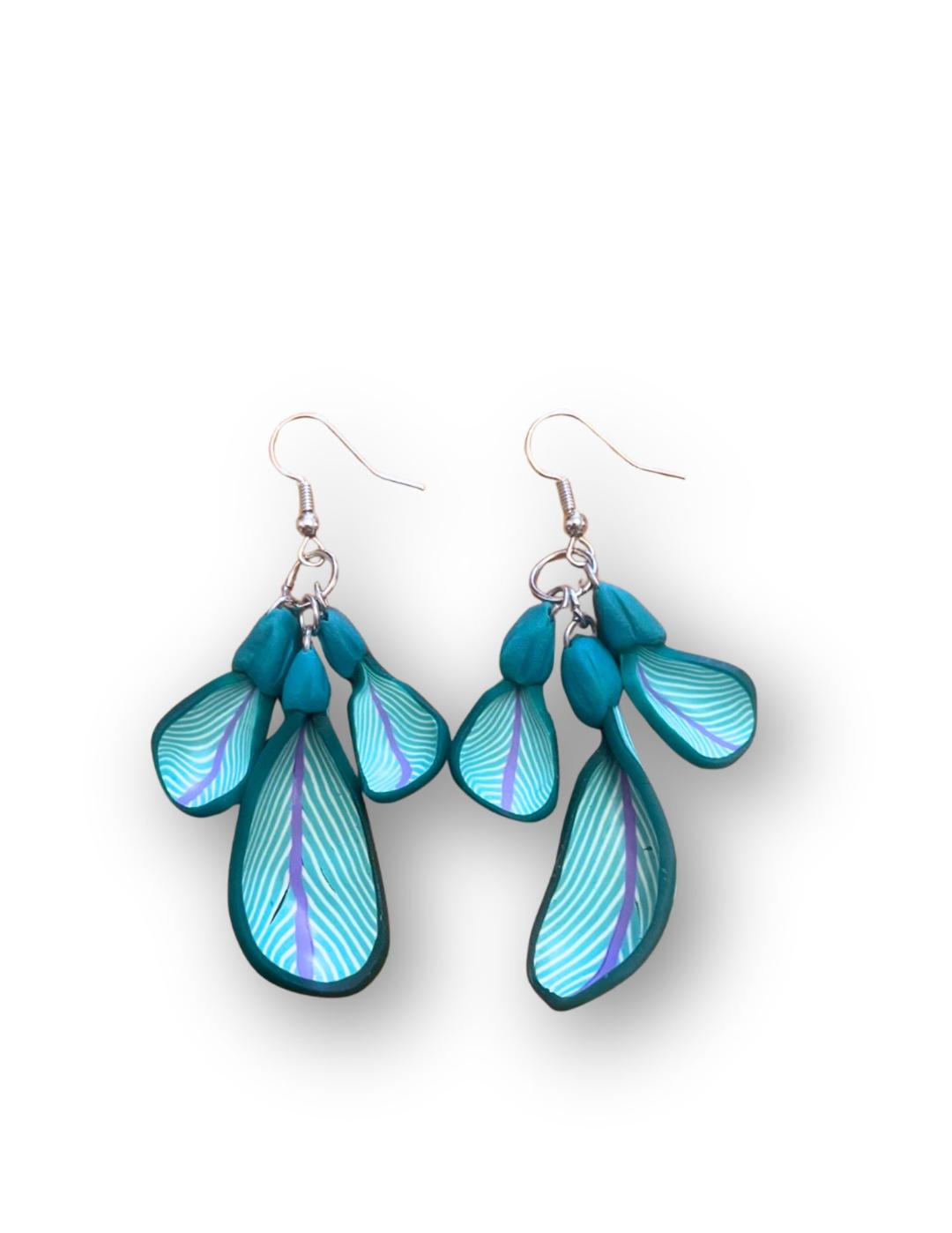 03-22-26 Poly Clay Leaf Pattern Spring color leaves for a necklace or earrings. Wendy 1:00-3:30pm