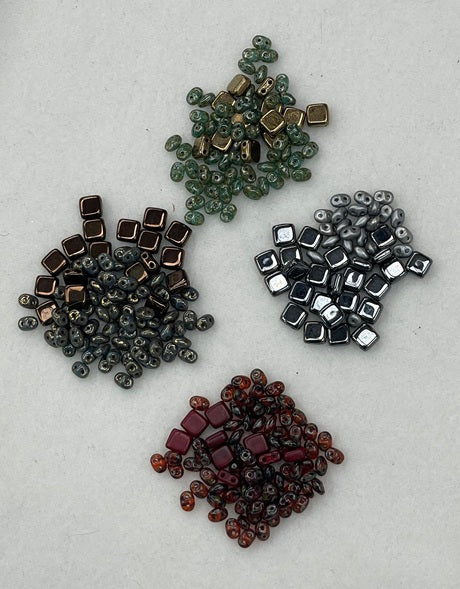09-18-26 Girls Night Out Two Color/Two Hole stitched bracelet. Karen 6:00-8:00pm