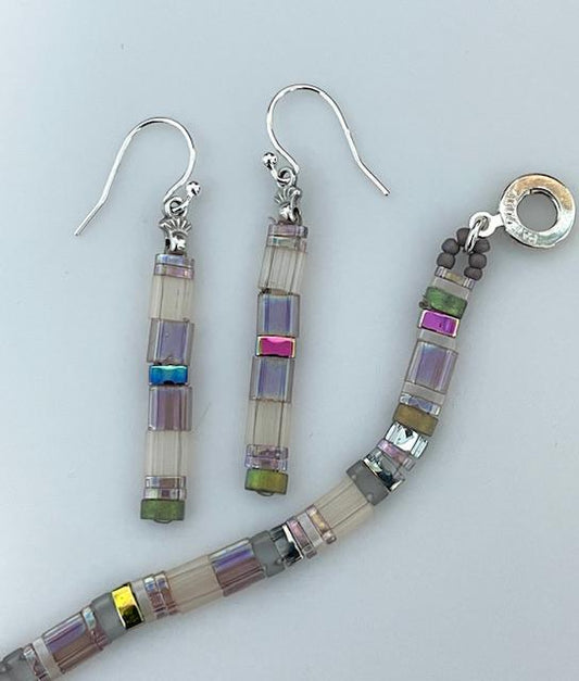 03-14-26 Tila Bracelet and Earrings Colorful tila beads make a strinking bracelet pattern. Karen 1:00-3:00pm