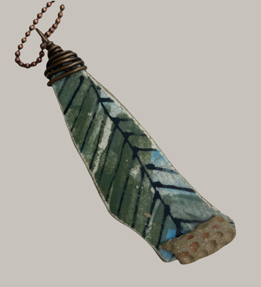 08-10-25 Wire Bails for Pendants Basic of doing a basic wire wrap bail for pendants. Barbara 11:0-3:30pm